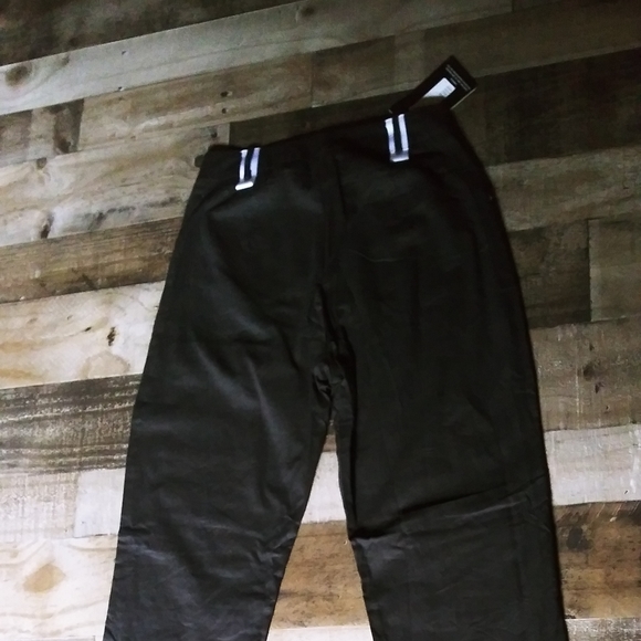 NWT Trendy Black Cargo Pant US Size 6 UK Size 10 - Picture 8 of 8